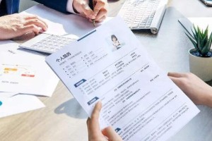 适合Web前端开发的简历模板（3篇）
